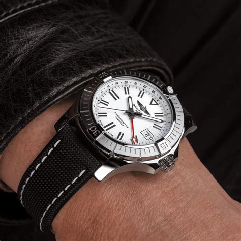 breitling avenger 43mm|breitling avenger 43 white dial.